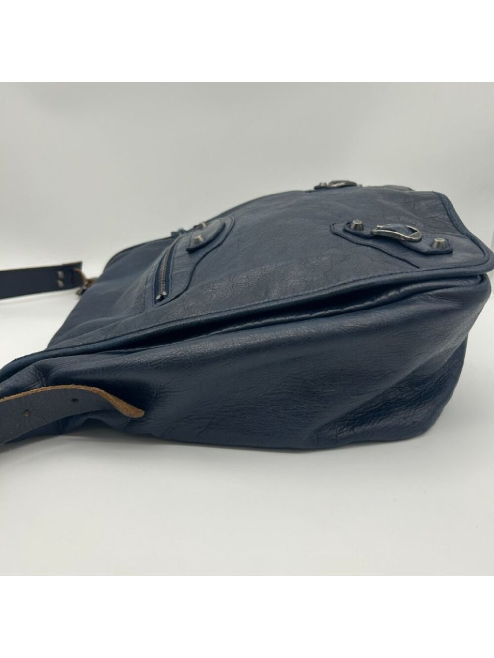 Balenciaga Crossbody Shoulder - Picture 4 of 15